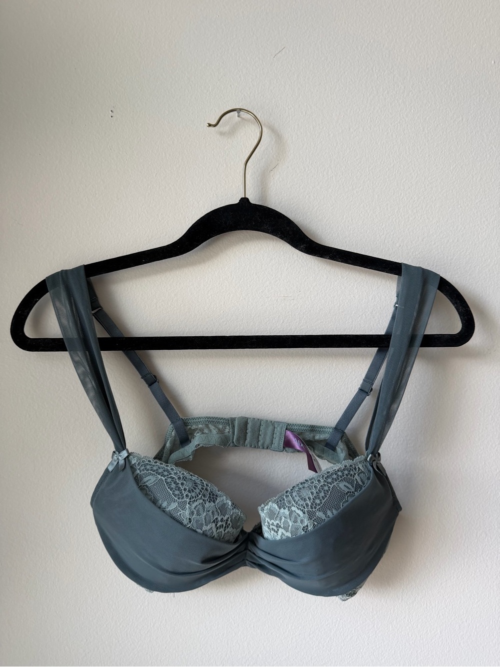 Women’s Lace-Trim Bra in Slate Gray